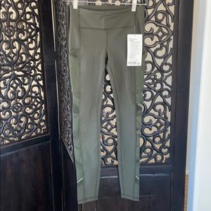 Lululemon Speed Up Tight “mesh” NWT
